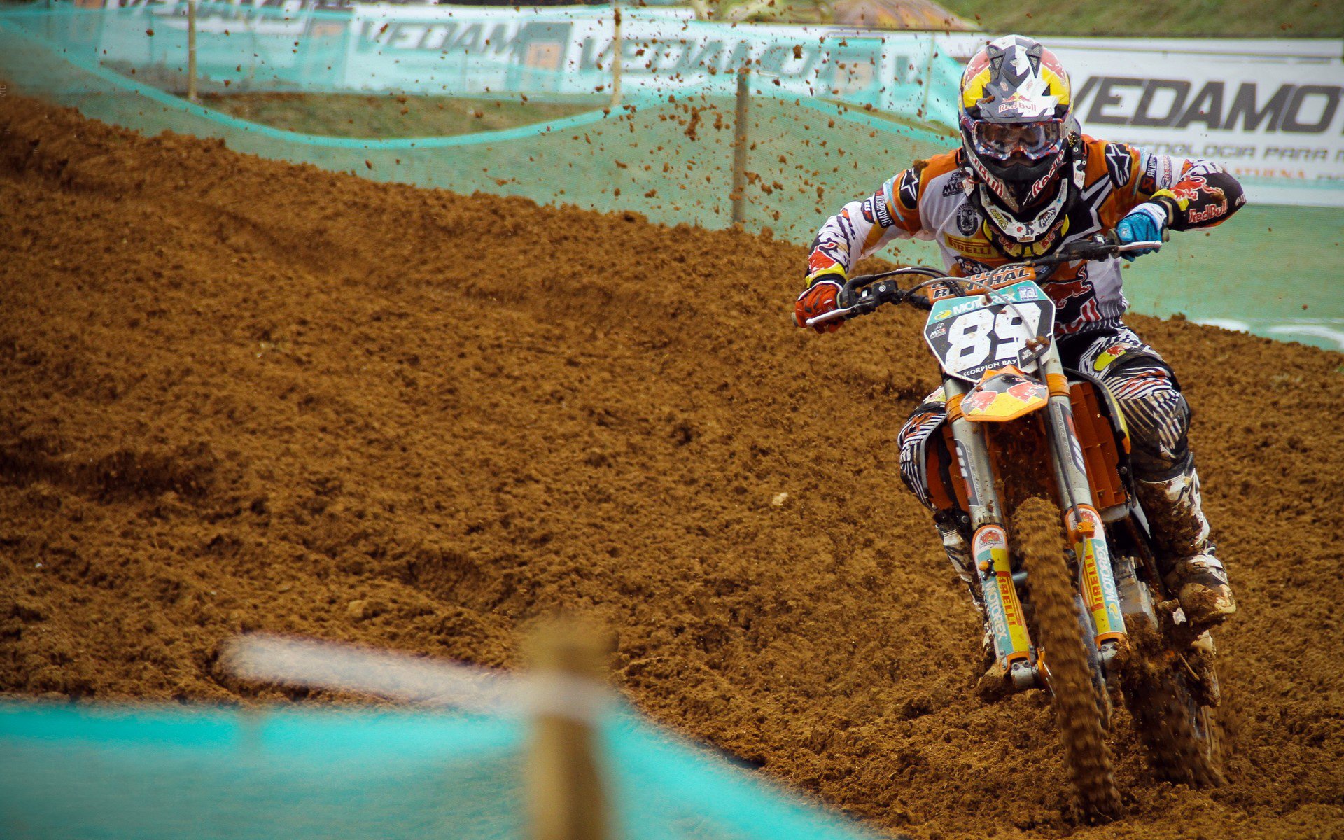 _运动式街舞争霸:青春与力量的碰撞_,街舞青春活力